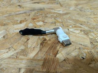 разъем AUX / USB BMW 5 серия G30/G31 G30 2018, 3.0 л., дизель, АКПП, серый, седан, полный привод, правый руль, 9247713