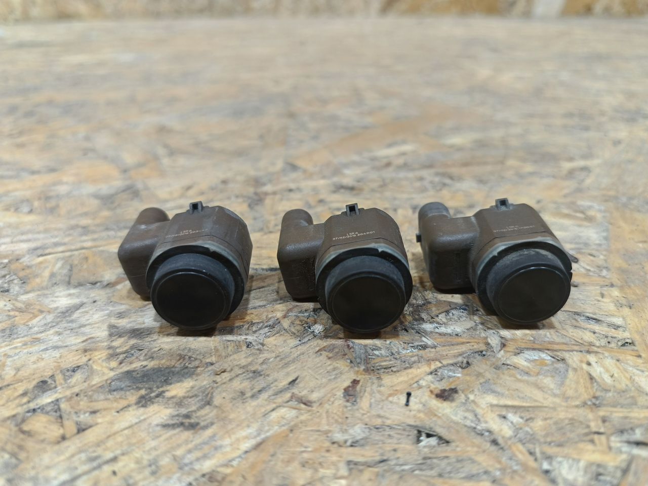 парктроник передний BMW 5 серия F07/F10/F11 F11 2011, 3.0 л., дизель, АКПП, черный, универсал, задний привод, 9270495, 66209270495, 66209231281, 9231281 - фото №1