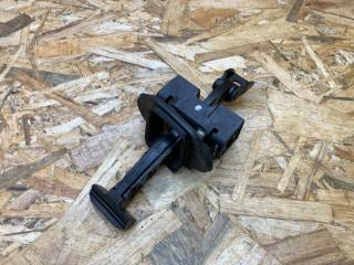 ограничитель открывания двери BMW 1 серия F20/F21 [2-й рестайлинг] E82 2018, 1.5 л., бензин, МКПП, хетчбэк 5 дв., задний привод, правый руль, 7446715, 7446716