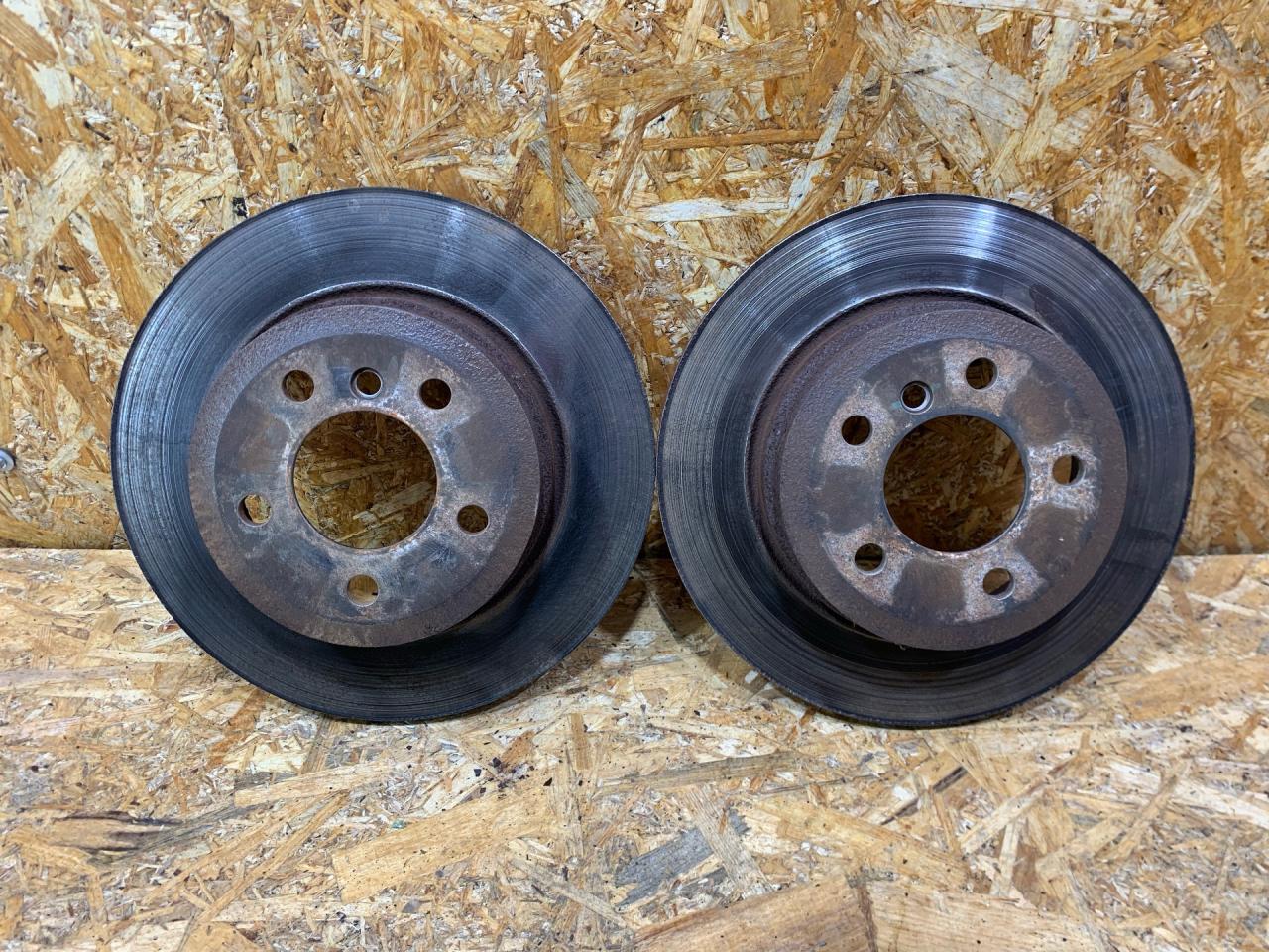 диски тормозные задние BMW X5 F15 2014, 2.0 л., дизель, АКПП, внедорожник 5 дв., полный привод, правый руль, 34216868940, 6868940, 34216886479, 6886479, 34216793247, 6793247, 34216771970, 6771970 - фото №1