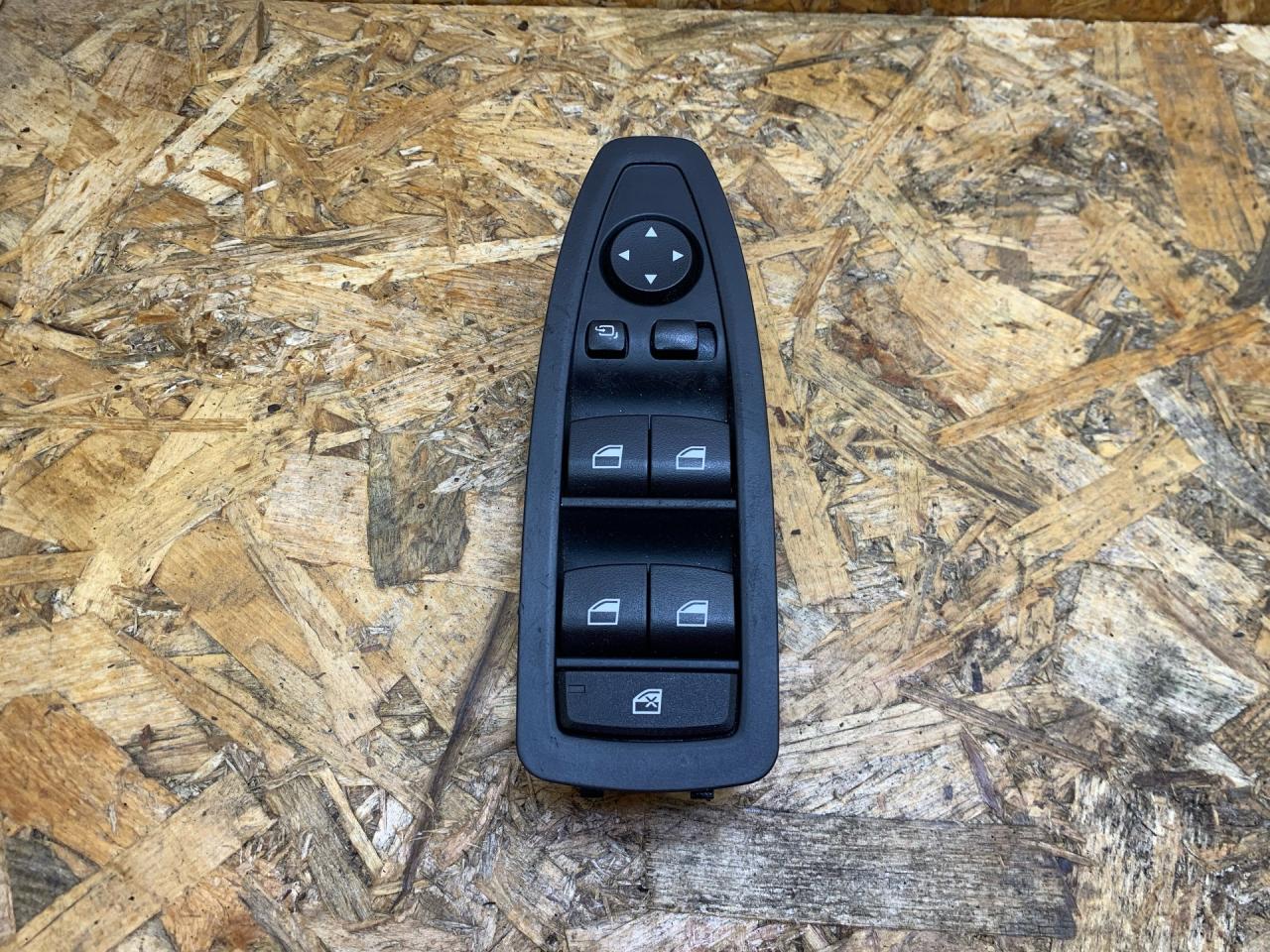 блок управления стеклоподъемниками BMW 4 серия F32/F33 F36 2015, 3.0 л., дизель, АКПП, лифтбэк, полный привод, правый руль, 9208111, 61319208111, 61319362107, 9362107 - фото №1
