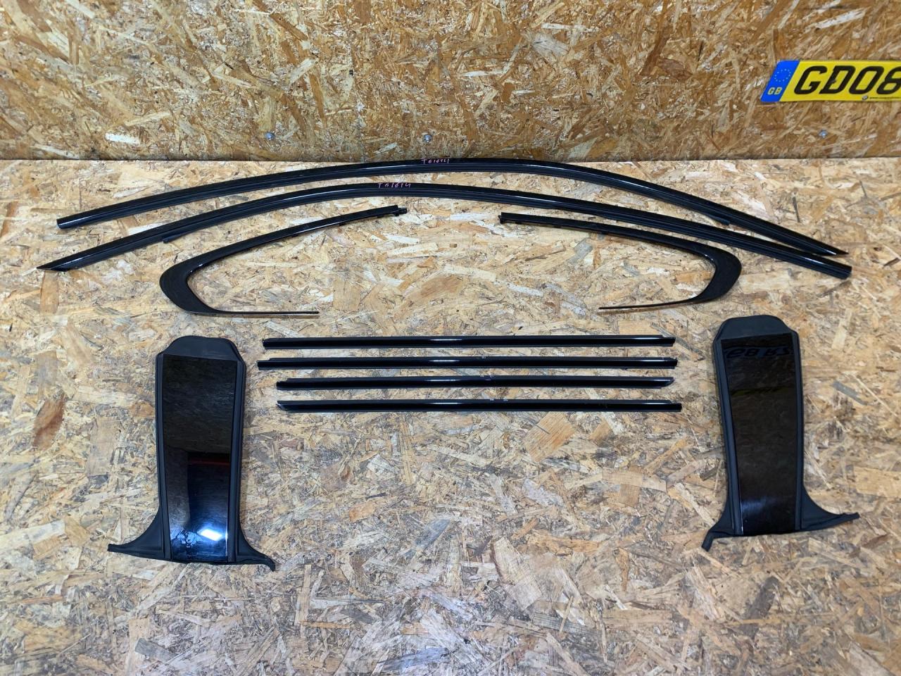 планки shadow line BMW 4 серия F32/F33 F36 2015, 3.0 л., дизель, АКПП, лифтбэк, полный привод, правый руль, 51357310205, 7310205, 7310206, 51357310206, 51357332537, 7332537, 51357332538, 7332538, 51357453303, 7453303, 51357453304, 7453304, 51357332519, 7332519, 51357332520, 7332520 - фото №1