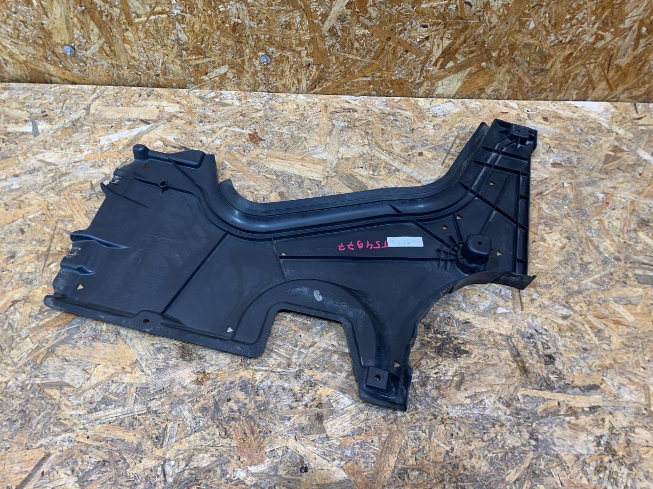 защита днища BMW 5 серия G30/G31 G30 2018, 3.0 л., дизель, АКПП, серый, седан, полный привод, правый руль, 7340789, 51757340789 - фото №1