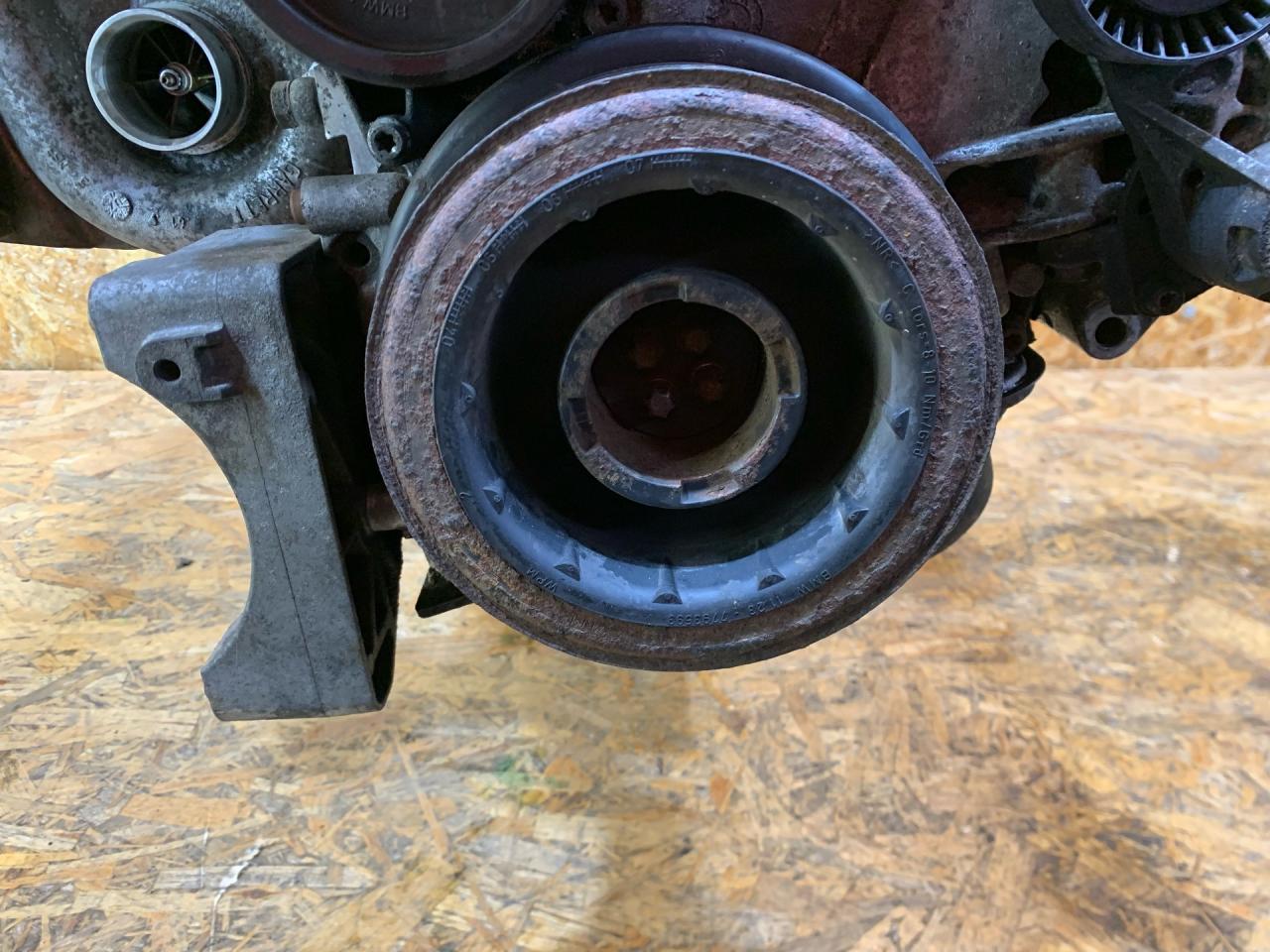 шкив коленвала BMW X5 E70 2007, 3.0 л., M57 306 D3, дизель, АКПП, серебристый, внедорожник 5 дв., полный привод, правый руль, 7793593, 11237793593, 11237788611, 7788611, 11238511371, 8511371 - фото №1