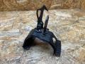 захватный крюк капота BMW X5 E70 2009, 3.5 л., дизель, АКПП, внедорожник 5 дв., полный привод, правый руль, 7164801, 51237164801 - фото №2