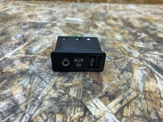 разъем AUX / USB BMW 5 серия F10/F11 [рестайлинг] F10 2015, 3.0 л., дизель, АКПП, седан, задний привод, правый руль, 84109237653, 9237653, 61319129652, 9129652, 51169138500, 9138500