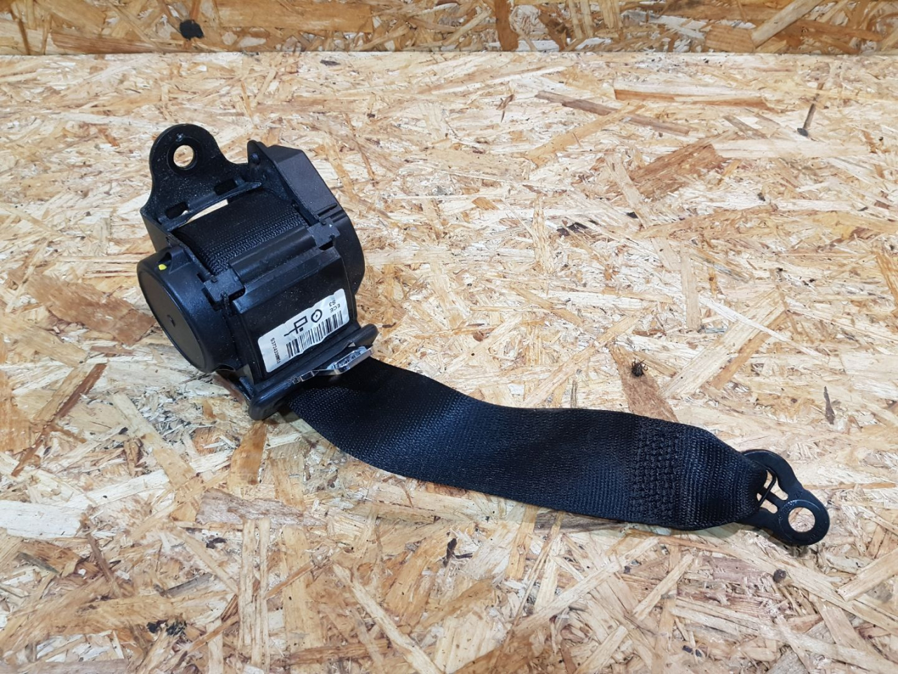 ремень безопасности BMW 4 серия F32/F33 F32 2015, 3.5 л., дизель, АКПП, черный, купе, полный привод, правый руль, 7243309, 72117243309 - фото №1