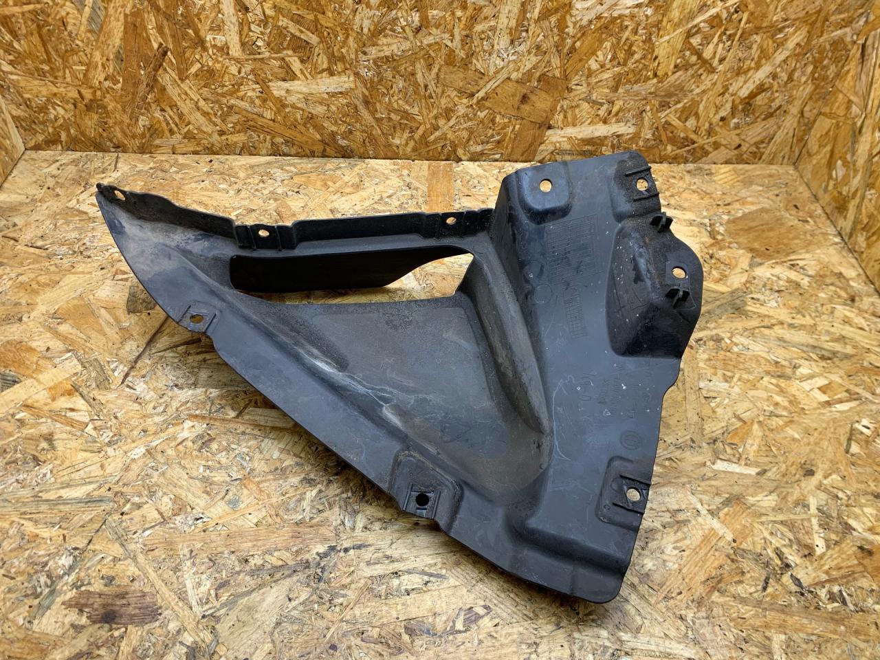 защита арок передняя правая (подкрылок) BMW X5 F15 2014, 2.0 л., дизель, АКПП, внедорожник 5 дв., полный привод, правый руль, 7304046, 51717304046, 51718055216, 8055216 - фото №1