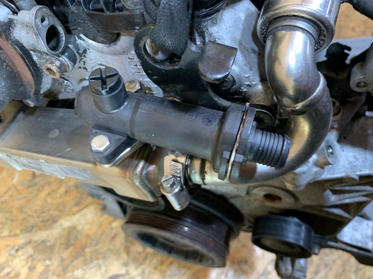 термостат BMW X5 E70 2007, 3.0 л., M57 306 D3, дизель, АКПП, серебристый, внедорожник 5 дв., полный привод, правый руль, 7787870, 11717787870, 7792622, 11537792622 - фото №1