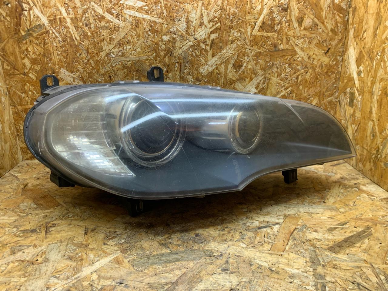 фара правая BMW X5 E70 2008, 3.0 л., дизель, АКПП, 354 titan-silber, внедорожник 5 дв., полный привод, правый руль, 7288994, 63117288994, 7161590 - фото №1