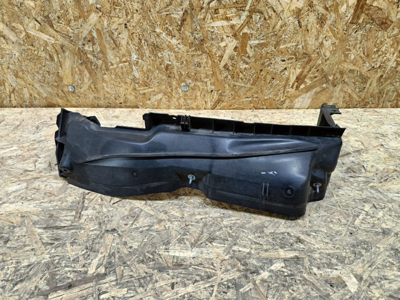 планка под капот BMW X2 F39 2018, 2.0 л., дизель, МКПП, внедорожник 5 дв., полный привод, правый руль, 51717290714, 7290714 - фото №1