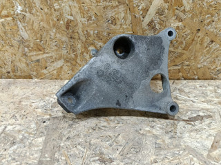 кронштейн двигателя BMW 3 GT F34 2014, 2.0 л., дизель, МКПП, лифтбэк, задний привод, правый руль, 6788611