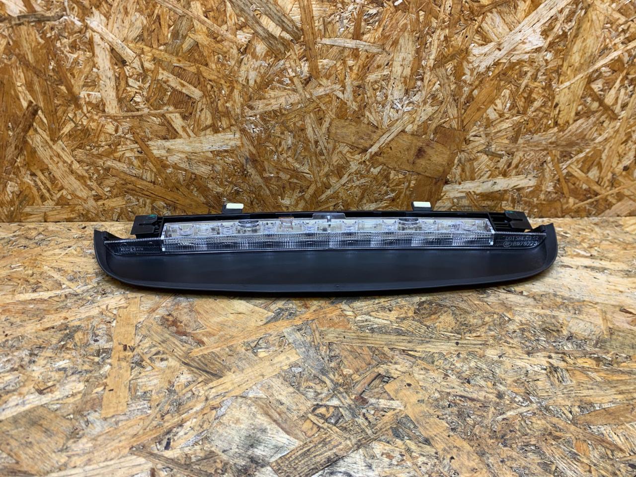 дополнительный стоп-сигнал BMW 4 серия F32/F33 F36 2015, 3.0 л., дизель, АКПП, лифтбэк, полный привод, правый руль, 7375419, 63257375419 - фото №1