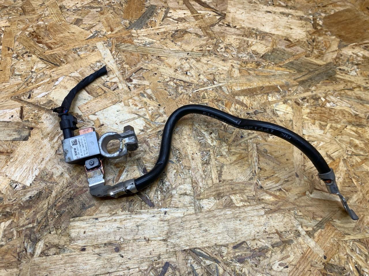 минусовой провод аккумулятора BMW X5 F15 2014, 2.0 л., дизель, АКПП, внедорожник 5 дв., полный привод, правый руль, 9329739, 61219380966, 61219329885, 9329885, 61219329739 - фото №1