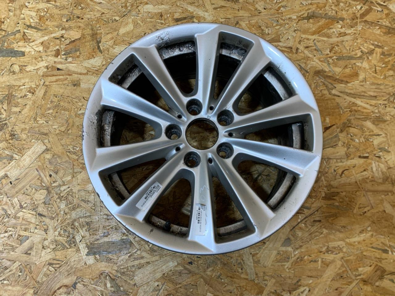 диск литой BMW 5 серия F07/F10/F11 F10 2012, 2.0 л., N47 D20 C, дизель, МКПП, седан, задний привод, правый руль - фото №1