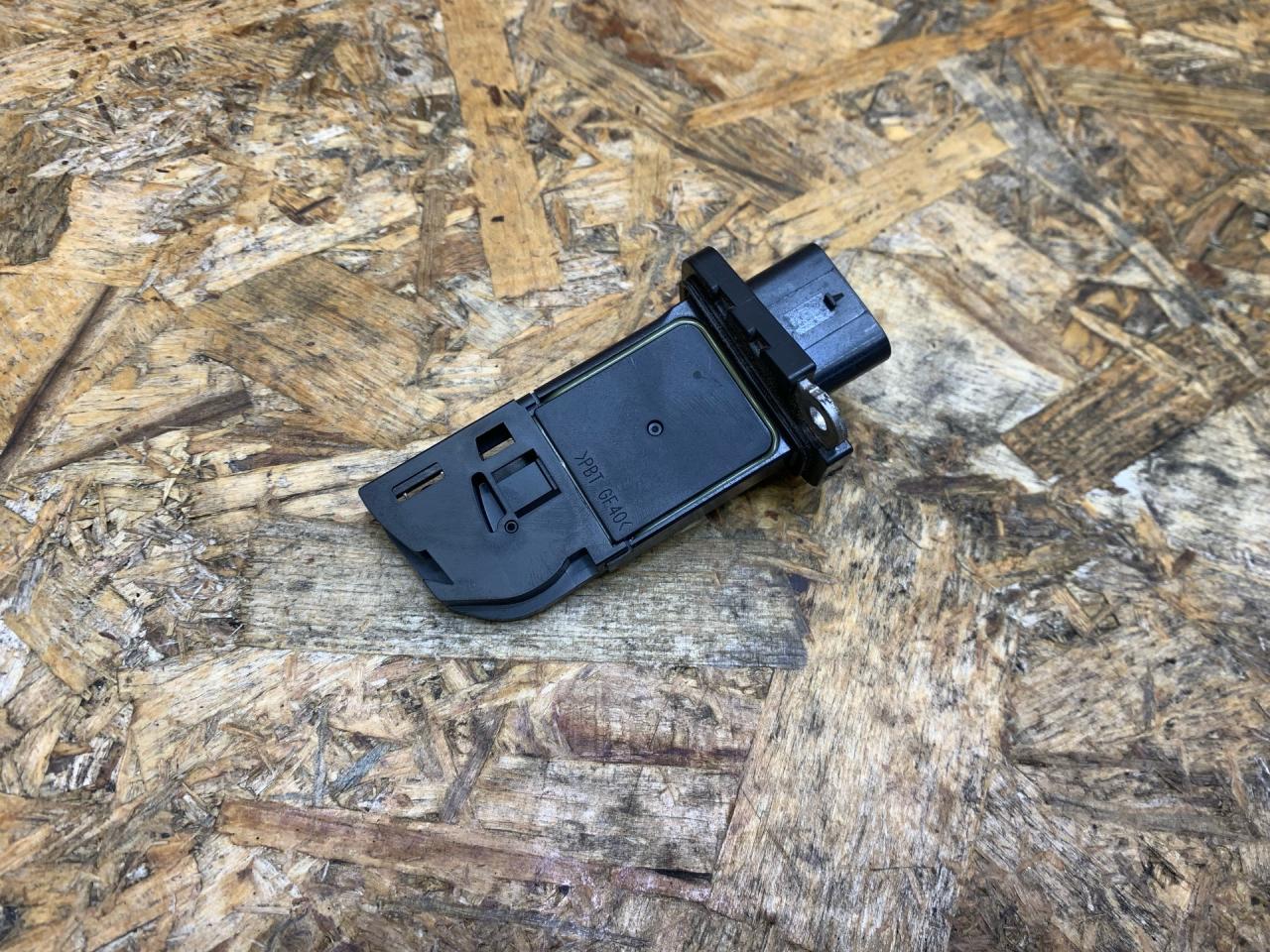 расходомер воздуха BMW 5 серия F07/F10/F11 F11 2011, 3.0 л., дизель, АКПП, черный, универсал, задний привод, 13627804150, 7804150 - фото №1