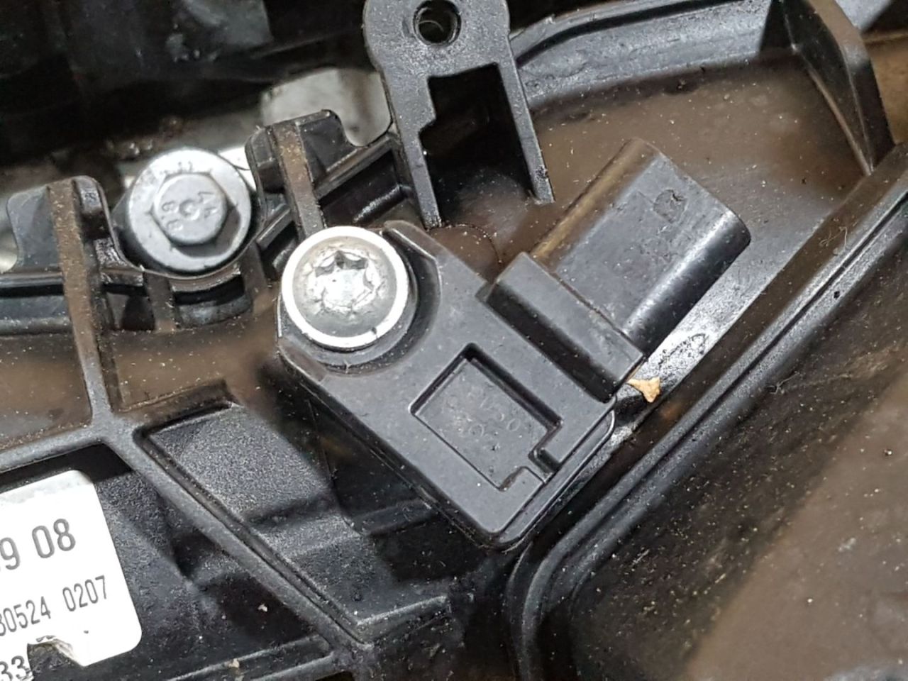 датчик давления во впускном коллекторе BMW 3 серия F30/F31/F34 F30 2013, 3.0 л., дизель, АКПП, черный, седан, задний привод, правый руль, 7804742, 13627804742, 8637896, 13628637896 - фото №1