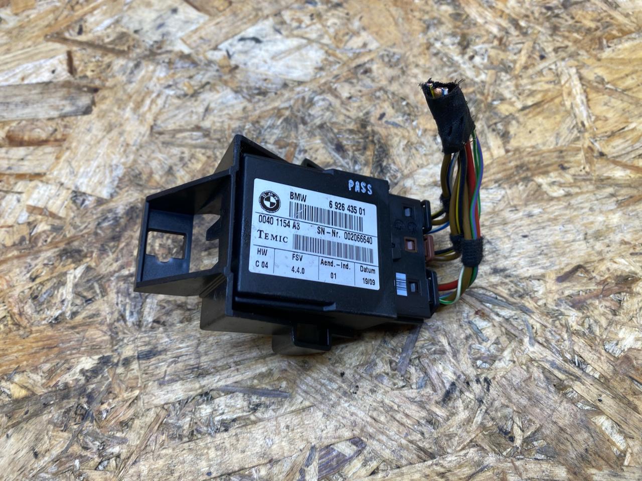 блок управления сиденьем BMW X5 E70 2009, 3.5 л., дизель, АКПП, внедорожник 5 дв., полный привод, правый руль, 6926435, 61356926435, 61356926433, 6926433 - фото №1