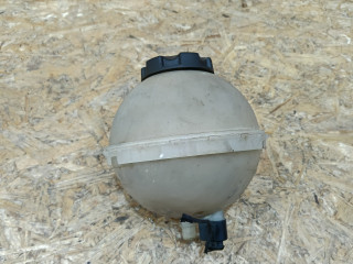 бачок расширительный BMW 4 серия F32/F33 F33 2015, 2.0 л., бензин, МКПП, черный, кабриолет, задний привод, правый руль, 7609470