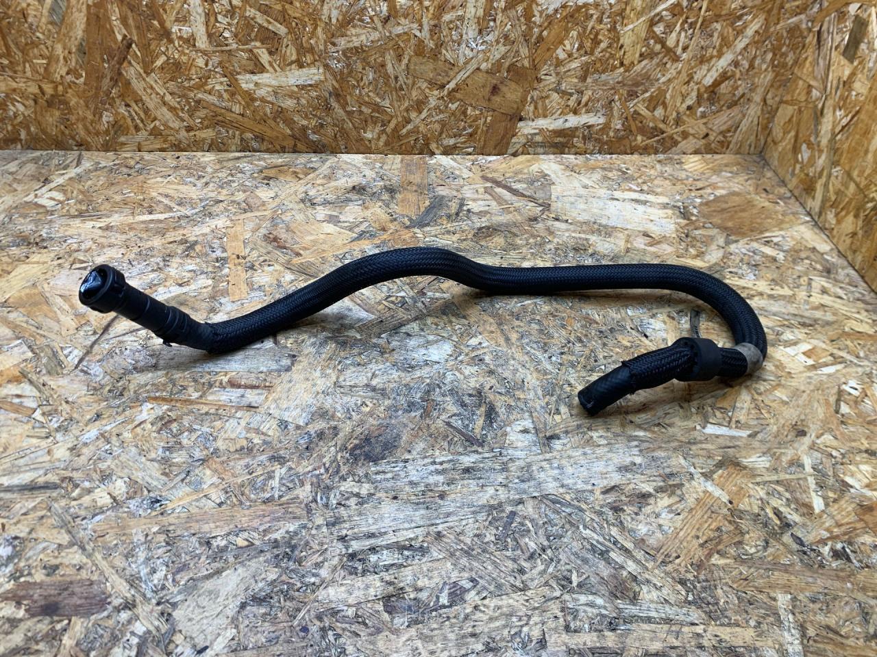 патрубок (трубопровод, шланг) BMW 5 серия F07/F10/F11 F11 2011, 3.0 л., дизель, АКПП, черный, универсал, задний привод, 7799999 - фото №1