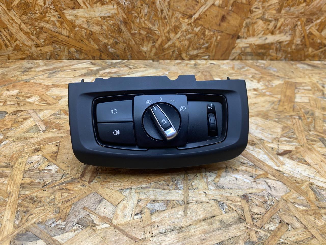 переключатель света BMW X5 F15 2014, 3.0 л., дизель, АКПП, коричневый, внедорожник 5 дв., полный привод, 9311727, 61319865813, 9865813, 61316824888, 6824888, 61319390202, 9390202, 61319311727, 61319309432, 9309432 - фото №1