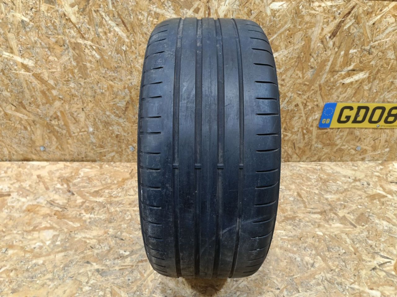 шина BMW 3 серия F30/F31/F34 F30 2013, 3.0 л., дизель, АКПП, черный, седан, задний привод, правый руль - фото №1