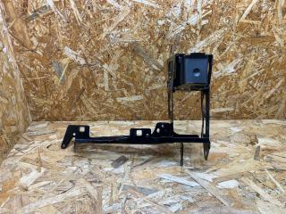 крепление фары правой BMW 1 серия F20/F21 [2-й рестайлинг] E82 2018, 1.5 л., бензин, МКПП, хетчбэк 5 дв., задний привод, правый руль