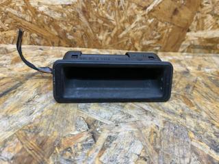 кнопка открытия багажника BMW 3 серия E92/E93 [рестайлинг] E93 2011, 3.0 л., дизель, АКПП, серебристый, кабриолет, задний привод, правый руль, 51247118158, 7118158
