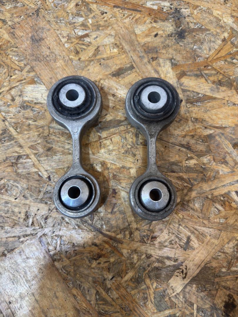 стойка стабилизатора BMW 5 серия F07/F10/F11 F11 2012, 2.5 л., дизель, АКПП, универсал, полный привод - фото №1