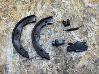 механизм стояночного тормоза (ручника) BMW 3 серия E92/E93 [рестайлинг] E93 2011, 3.0 л., дизель, АКПП, черный, кабриолет, задний привод, правый руль, 34416761293, 6761293, 34410393646, 0393646, 34410148879, 0148879, 34416851439, 6851439, 34416750198, 6750198, 34411164041, 1164041, 34411161762, 1161762, 8753522, 34216777837, 6777837, 34216752491, 6752491, 34410038346, 0038346, 34410034783, 0034783, 34410005300, 0005300, 34410146840, 0146840