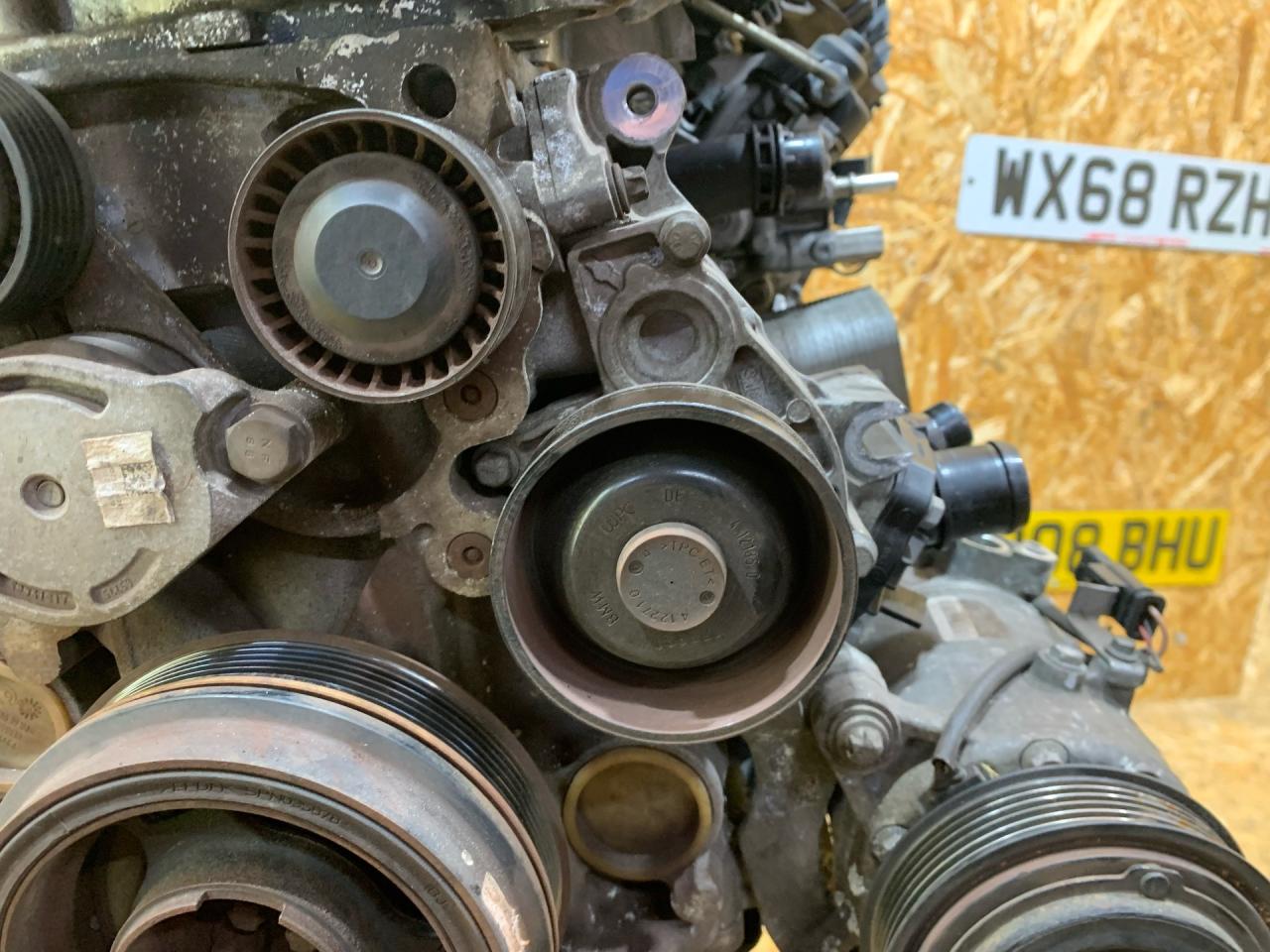 помпа BMW 2 серия Active Tourer F45 2015, дизель, АКПП, серый, минивэн, передний привод, 00424198 - фото №1