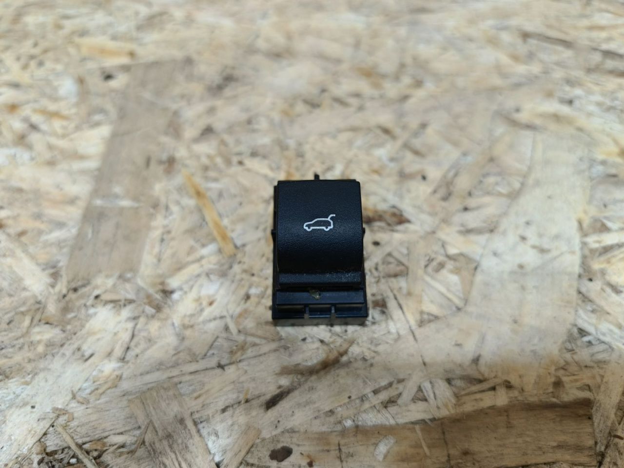 кнопка стеклоподъемника двери BMW X5 F15 2014, 3.0 л., дизель, АКПП, коричневый, внедорожник 5 дв., полный привод, 9267981, 61319267981, 61319318704, 9318704 - фото №1