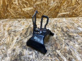 захватный крюк капота BMW X5 E70 2007, 4.8 л., бензин, АКПП, серебро, внедорожник 5 дв., полный привод, правый руль, 7164801, 51237164801