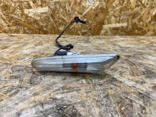 повторитель поворота на крыле BMW 3 серия E92/E93 [рестайлинг] E93 2011, 3.0 л., дизель, АКПП, серебристый, кабриолет, задний привод, правый руль, 63137253325, 7253325, 63136932997, 6932997