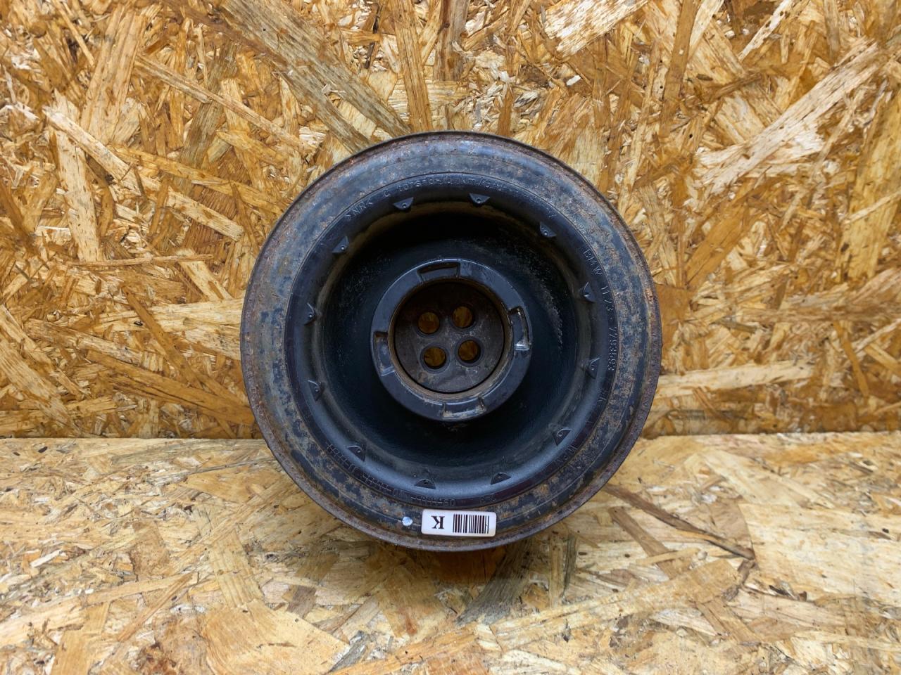 шкив коленвала BMW X5 E70 2009, 3.5 л., дизель, АКПП, внедорожник 5 дв., полный привод, правый руль, 7793593, 11237793593, 11237788611, 7788611, 11238511371, 8511371 - фото №1