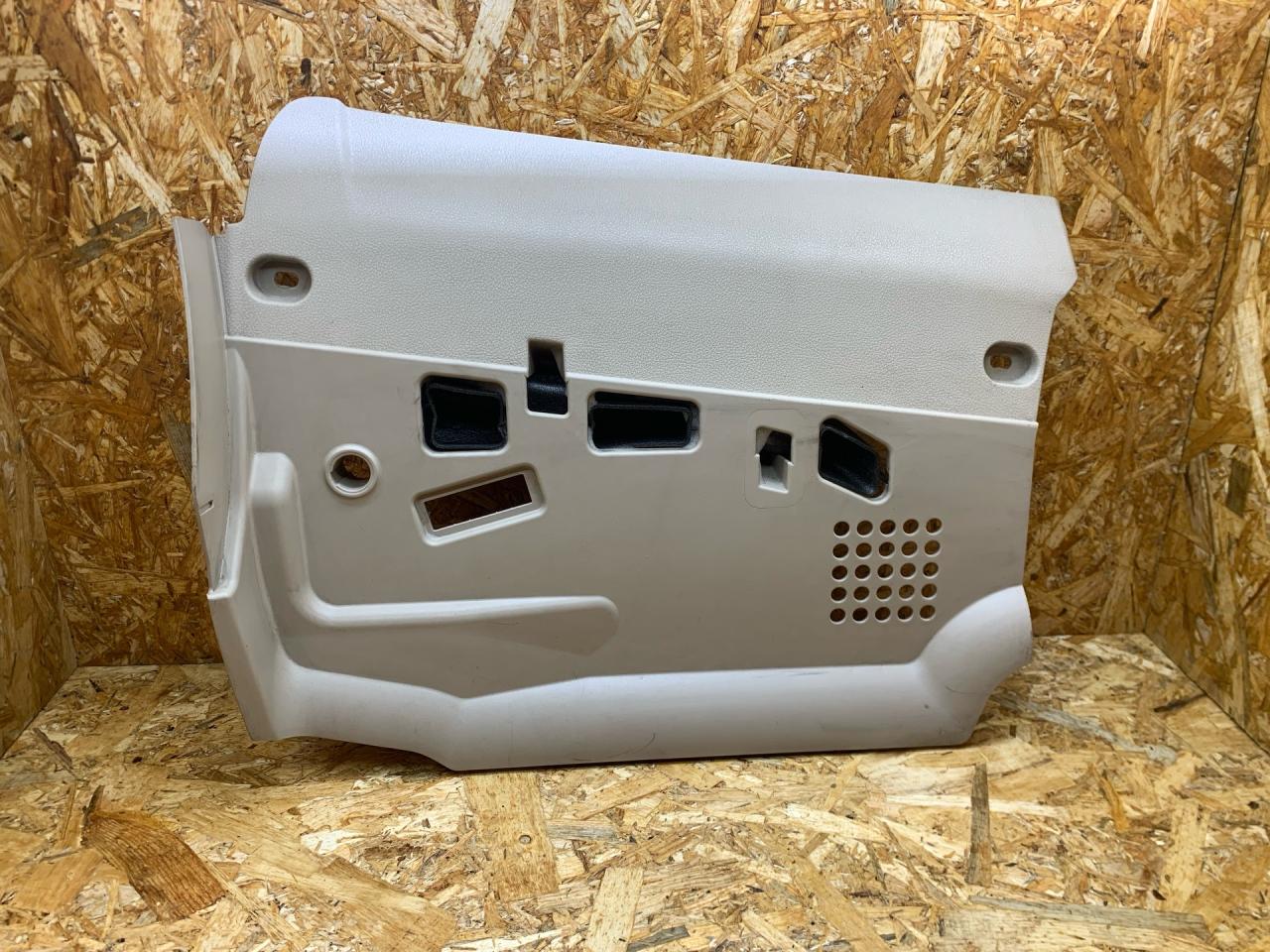 пластик панели BMW 5 серия F07/F10/F11 F11 2011, 3.0 л., дизель, АКПП, черный, универсал, задний привод, 9166701, 51459166701 - фото №1