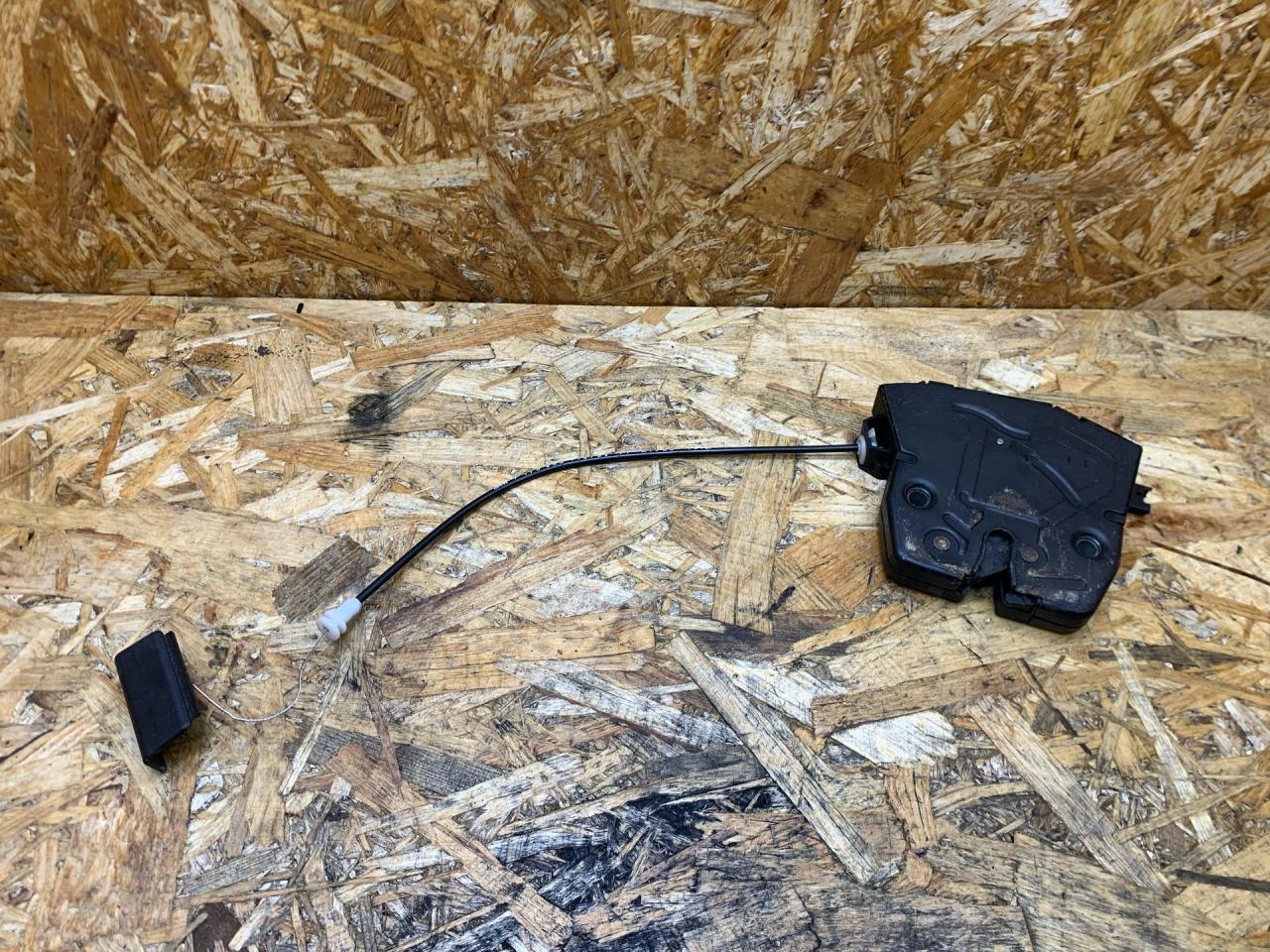 замок багажника BMW X5 E70 2008, 3.0 л., дизель, АКПП, внедорожник 5 дв., полный привод, правый руль, 51247119049, 7119049, 51247308844, 7308844, 51244367489, 4367489 - фото №1