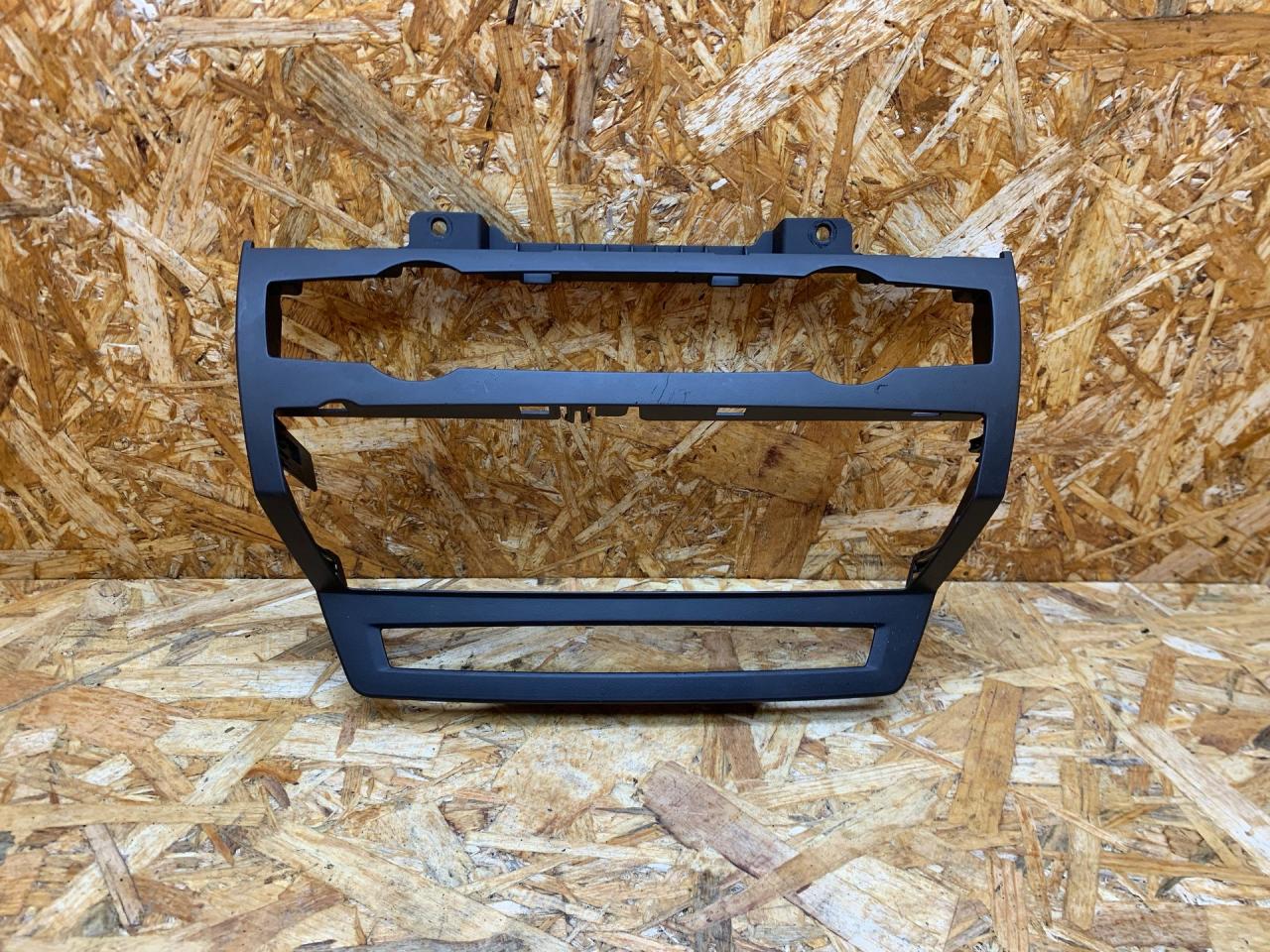 рамка блока управления климой BMW X5 E70 2007, 3.0 л., M57 306 D3, дизель, АКПП, серебристый, внедорожник 5 дв., полный привод, правый руль, 7161798, 51457161798 - фото №1