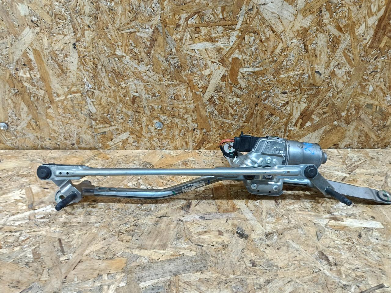 механизм стеклоочистителя (трапеция дворников) BMW 1 серия F40 2024, бензин, МКПП, черный, хетчбэк 5 дв., передний привод, 7453953, 61617453953 - фото №1