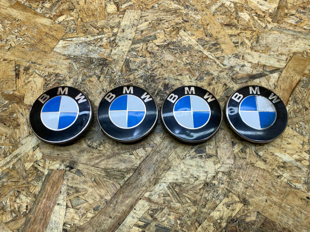 колпачок литого диска BMW 3 серия F30/F31/F34 F31 2013, 2.0 л., дизель, АКПП, 475 black-sapphire metallic, универсал, полный привод, правый руль, 6783536, 36136783536, 36136768640, 6768640, 36131095361, 1095361, 36131180419, 1180419 - фото №1