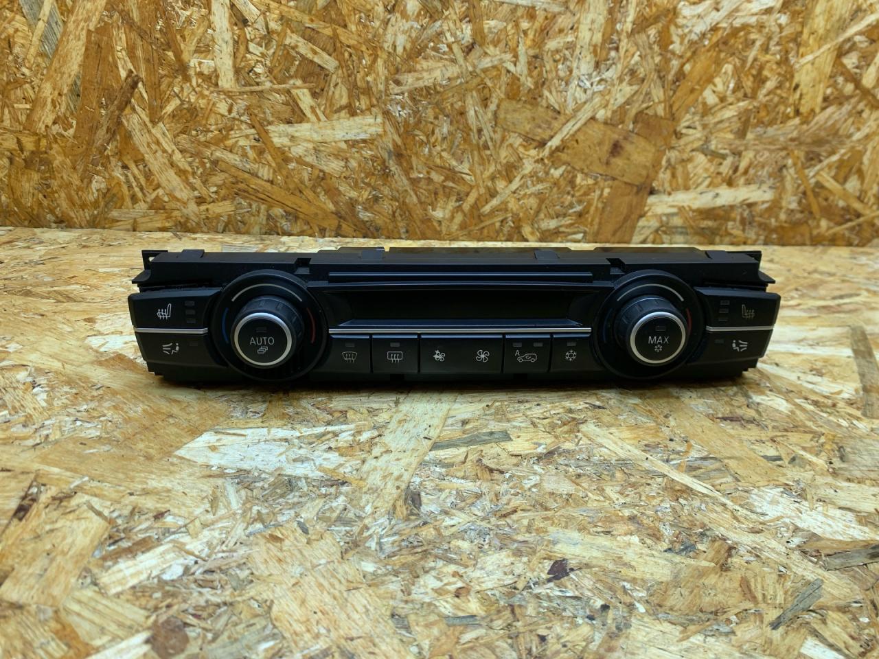 блок управления печки / климат-контроля BMW X5 E70 2008, 3.0 л., дизель, АКПП, 354 titan-silber, внедорожник 5 дв., полный привод, правый руль, 9234335, 64119279654, 9279654, 64119262781, 9262781, 64119227924, 9227924, 64119219974, 9219974, 64119193966, 9193966, 64119178066, 9178066, 64119165683, 9165683, 64119157555, 9157555, 64119144990, 9144990, 64119140713, 9140713, 64119129012, 9129012, 9310449, 64119310449, 64119234335 - фото №1