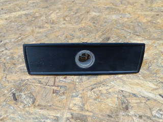 прикуриватель BMW X6 E71/E72 2008, 3.0 л., дизель, АКПП, внедорожник 5 дв., полный привод, правый руль, 6963373