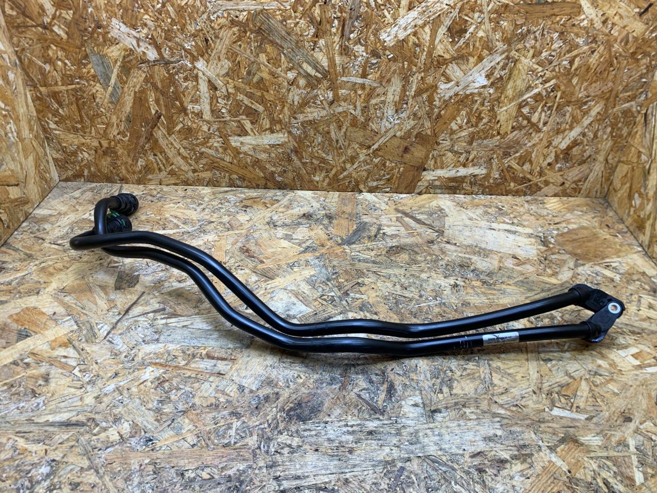 шланг (трубка) АКПП BMW 5 серия F07/F10/F11 F11 2011, 3.0 л., дизель, АКПП, черный, универсал, задний привод, 8509433 - фото №1