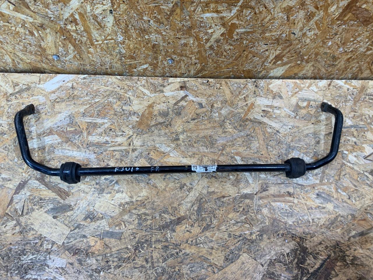 стабилизатор подвески передний BMW 3 серия F30/F31/F34 F30 2014, 2.0 л., дизель, АКПП, черный, седан, полный привод, правый руль - фото №1