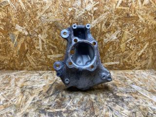 кулак поворотный правый BMW 4 серия F32/F33 F33 2015, 2.0 л., бензин, МКПП, черный, кабриолет, задний привод, правый руль, 6799098