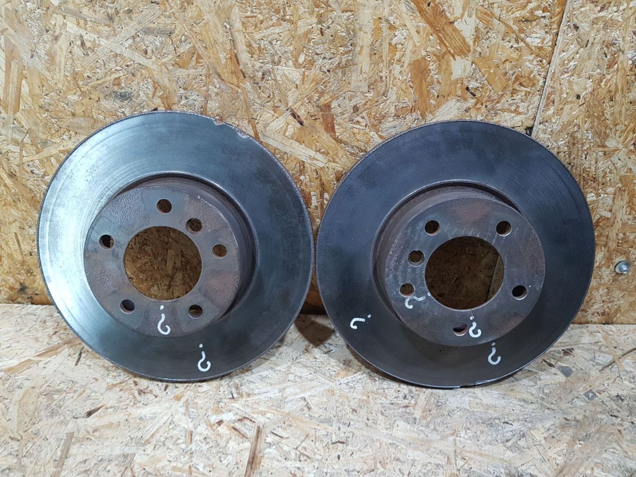 диск тормозной передний BMW 3 серия F30/F31/F34 F30 2014, 2.0 л., дизель, МКПП, седан, полный привод, правый руль, 34116792219, 6792219, 34116774875, 6774875, 34116855006, 6855006 - фото №1