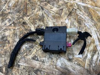 усилитель антенны BMW X5 E70 2007, 4.8 л., бензин, АКПП, серебро, внедорожник 5 дв., полный привод, правый руль, 9141491, 65209141491, 65206934648, 6934648