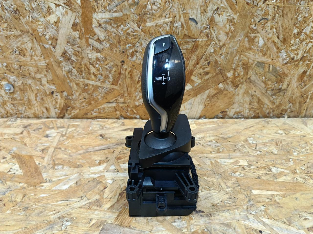 кулиса BMW 5 серия G30/G31 G30 2018, 3.0 л., дизель, АКПП, серый, седан, полный привод, правый руль, 9458752, 61319458752, 61319476304, 9476304, 61317947692, 7947692, 61317948766, 7948766 - фото №1