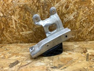 кронштейн передней панели (телевизора) BMW 1 серия F20/F21 [2-й рестайлинг] E82 2018, 1.5 л., бензин, МКПП, хетчбэк 5 дв., задний привод, правый руль, 8051189, 51118051189