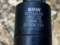 насос (моторчик) омывателя фар BMW X5 E70 2007, 3.0 л., дизель, АКПП, серебристый, внедорожник 5 дв., правый руль, 67126973097, 6973097, 67128377430, 8377430, 67120154875, 0154875, 67128362157, 8362157 - фото №3